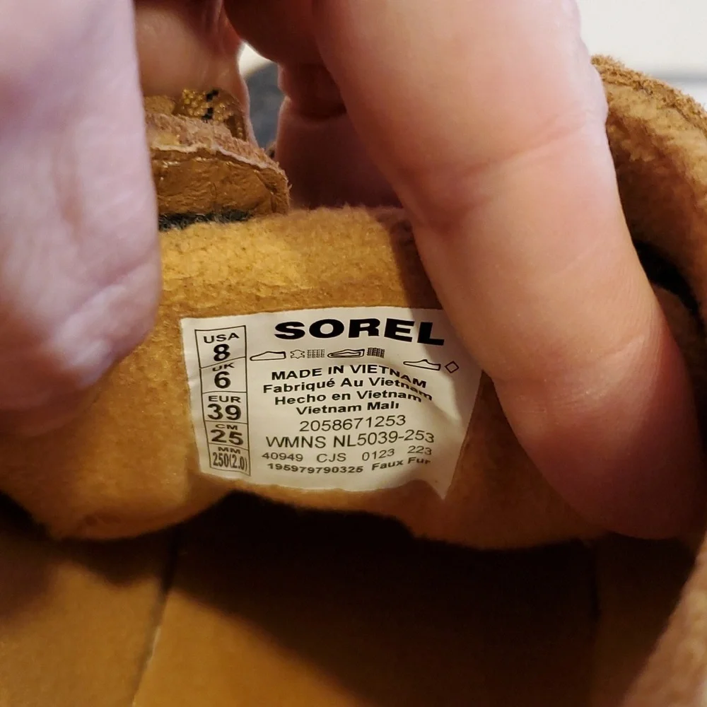 Sorel Women's Winter Boots - Tan and Black - Picture 9 of 11
